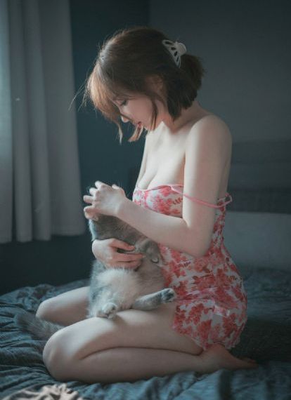 酒吧跳舞的视频_BD英语在线观看