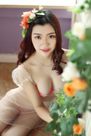 A片男女三级亲嘴_BD免费观看