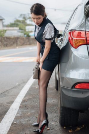 欧美美女裸体图片_HD电影完整版在线观看
