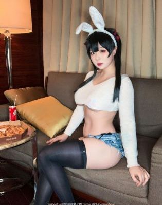 亚洲日韩蜜桃AV无码一二三区_剧情片在线播放