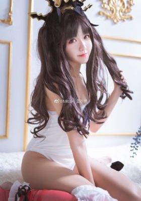 亚洲AV日韩AV制服丝袜退出_4K迅雷电影在线