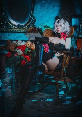 丰满的少妇探花系列一二_HD在线手机播放